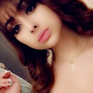 Meet your Posher, Justina